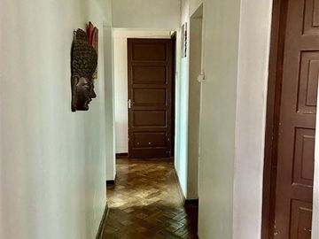 Casa en Venta en AMPLIO TERRENO EN CASA FAMILIAR EN LA REINA