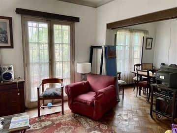 Casa en Venta en AMPLIO TERRENO EN CASA FAMILIAR EN LA REINA