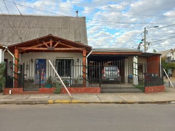 A PASOS DE CALLE ADOLFO NOVOA