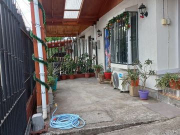 A PASOS DE CALLE ADOLFO NOVOA