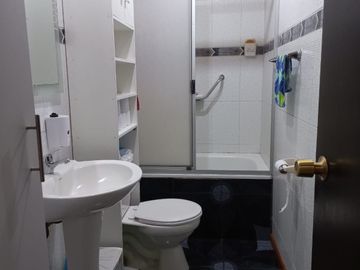 A PASOS DE CALLE ADOLFO NOVOA