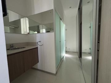 Casa en Venta al lago en Castores, Nordelta.