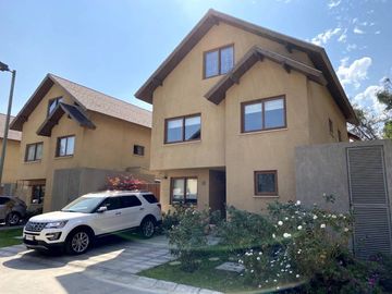 CARLOS SILVA V., MARIA MONVEL, CONDOMINIO