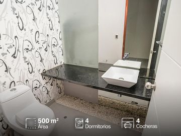 Casa en LA ENCANTADA DE VILLA Venta