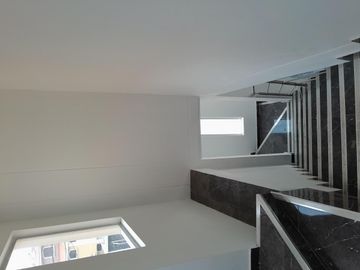 CASA EN VENTA URB. SAN GREGORIO-165m2-3 DORMITORIOS-$140.000