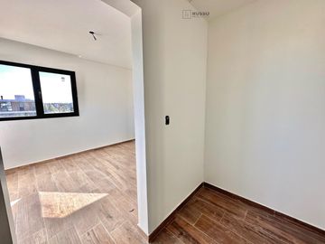 CASA EN VENTA CON SALIDA AL RIO - BARRIO CANAL