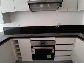 DEPARTAMENTOS EN VENTA- $116.900 EN EL QUITO TENNIS-99m2.