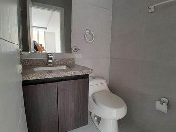 DEPARTAMENTOS EN VENTA- $116.900 EN EL QUITO TENNIS-99m2.