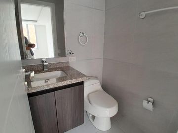 DEPARTAMENTOS EN VENTA- $116.900 EN EL QUITO TENNIS-99m2.
