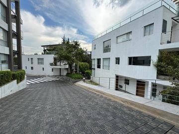 PENTHOUSE EN VENTA CUMBAYA-380m2 - 3 DORMITORIOS.(NEGOCIABLE)