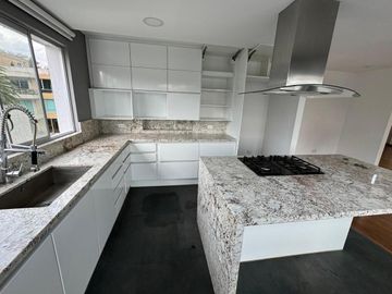 PENTHOUSE EN VENTA CUMBAYA-380m2 - 3 DORMITORIOS.(NEGOCIABLE)