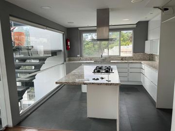 PENTHOUSE EN VENTA CUMBAYA-380m2 - 3 DORMITORIOS.(NEGOCIABLE)