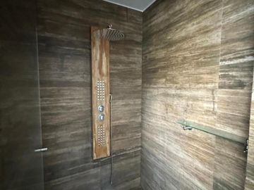 PENTHOUSE EN VENTA CUMBAYA-380m2 - 3 DORMITORIOS.(NEGOCIABLE)