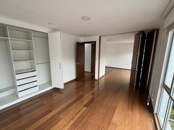 PENTHOUSE EN VENTA CUMBAYA-380m2 - 3 DORMITORIOS.(NEGOCIABLE)