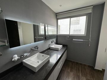 PENTHOUSE EN VENTA CUMBAYA-380m2 - 3 DORMITORIOS.(NEGOCIABLE)