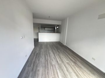 Hermoso departamento de 3 ambientes a estrenar.