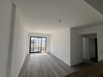 Hermoso departamento de 3 ambientes a estrenar.