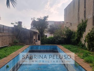 Casa en  venta en castelar