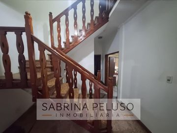 Casa en  venta en castelar