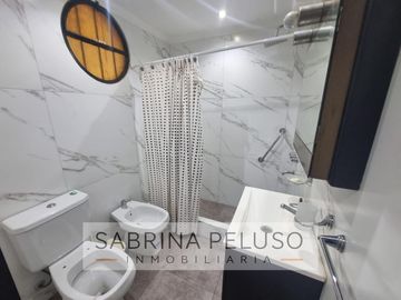Casa en  venta en castelar