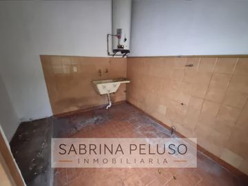 Casa en  venta en castelar