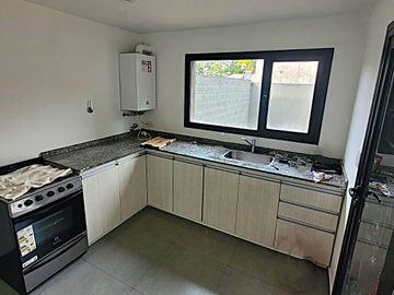VENTA COMPLEJO DE 3 DUPLEX - NEUQUEN CAPITAL