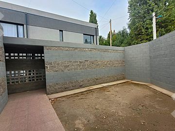 VENTA COMPLEJO DE 3 DUPLEX - NEUQUEN CAPITAL