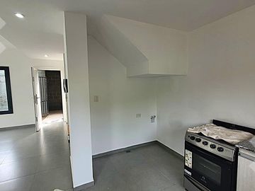 VENTA COMPLEJO DE 3 DUPLEX - NEUQUEN CAPITAL
