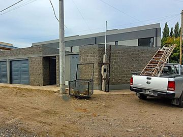 VENTA COMPLEJO DE 3 DUPLEX - NEUQUEN CAPITAL