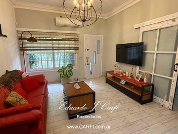 Casa en Castelar Sur