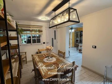 Casa en Castelar Sur