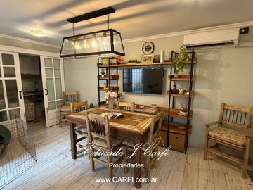 Casa en Castelar Sur