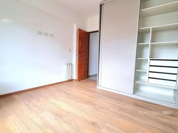Departamento de categoría, 2 ambientes, La Plata