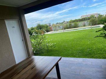 Casa en venta - 4 Dormitorios 6 Baños - 819Mts2 - Escobar