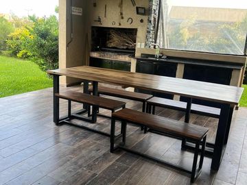 Casa en venta - 4 Dormitorios 6 Baños - 819Mts2 - Escobar