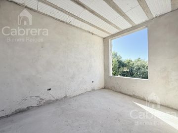 Duplex a estrenar de 2 dormitorios en venta en City Bell