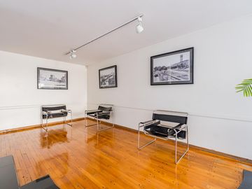 Departamento de categoría  en  venta 5 dormitorios vista franca al rio