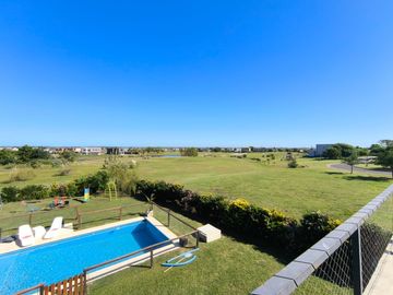 VENTA CASA SAN SEBASTIAN AREA 2 - VISTA AL GOLF LAGUNA