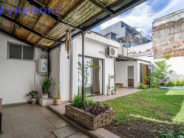 Franklin al 1100 PH en venta en caballito con fondo libre