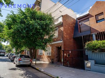 Franklin al 1100 PH en venta en caballito con fondo libre