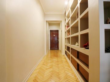 Departamento de Categoría c/ Dependencia en Recoleta venta