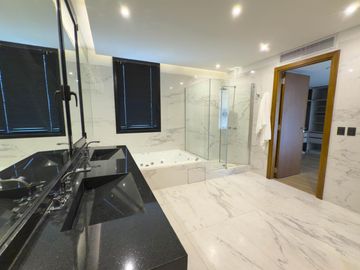 Casa en venta en 5 ambientes en Nordelta, El Golf, GBA Norte