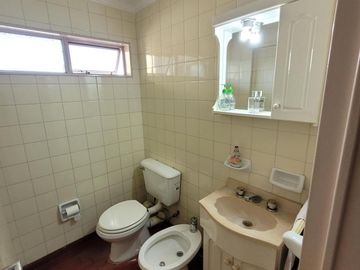 Departamento en venta - 3 Dormitorios 2 Baños - 65Mts2 - Villa Lugano