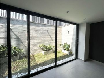Vendo casa en sector Lotus. Rionegro