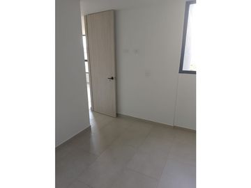 Se renta hermoso Apartamento piso 6 para estrenar en Cerritos Pereira