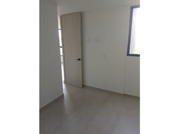 Se renta hermoso Apartamento piso 6 para estrenar en Cerritos Pereira