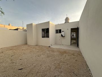 CASA EN VENTA| ALMENDROS CAUCEL | 2 REC
