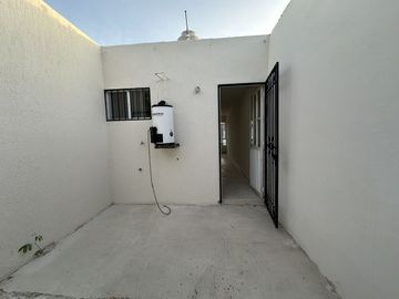 CASA EN VENTA| ALMENDROS CAUCEL | 2 REC
