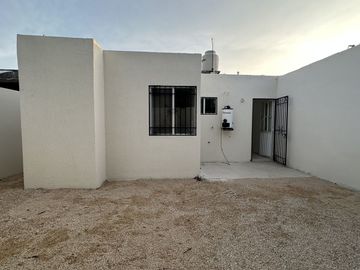CASA EN VENTA| ALMENDROS CAUCEL | 2 REC