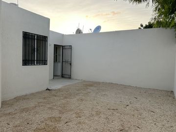 CASA EN VENTA| ALMENDROS CAUCEL | 2 REC